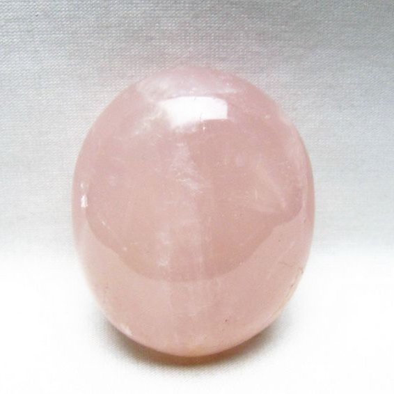 ローズクォーツ 原石 [t723-1905]