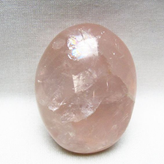 ローズクォーツ 原石 [t723-1944]
