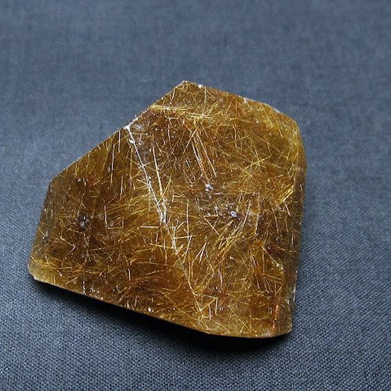 ルチルクォーツ（金針ルチル水晶） 原石[T725-2321]
