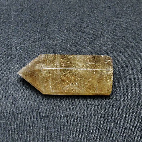 ゴールドタイチンルチル 六角柱 [t725-2438]