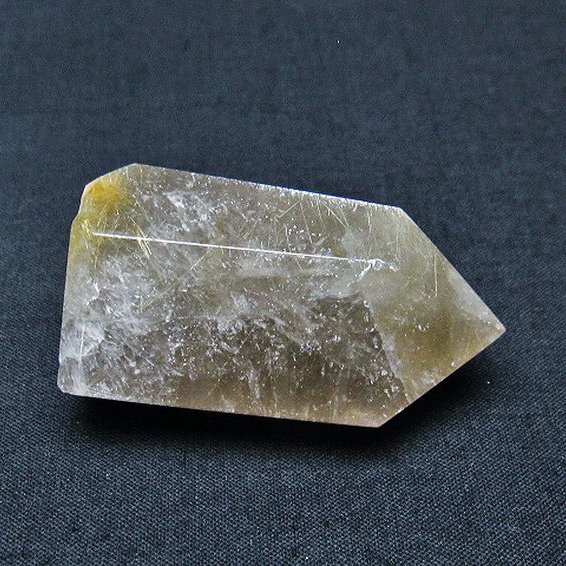 ゴールドタイチンルチル 六角柱[T725-2476]