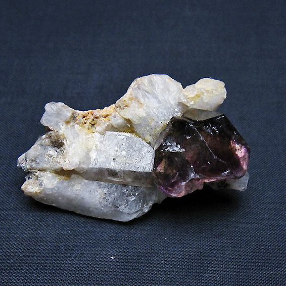 スーパーセブン 原石 [t73-2331]