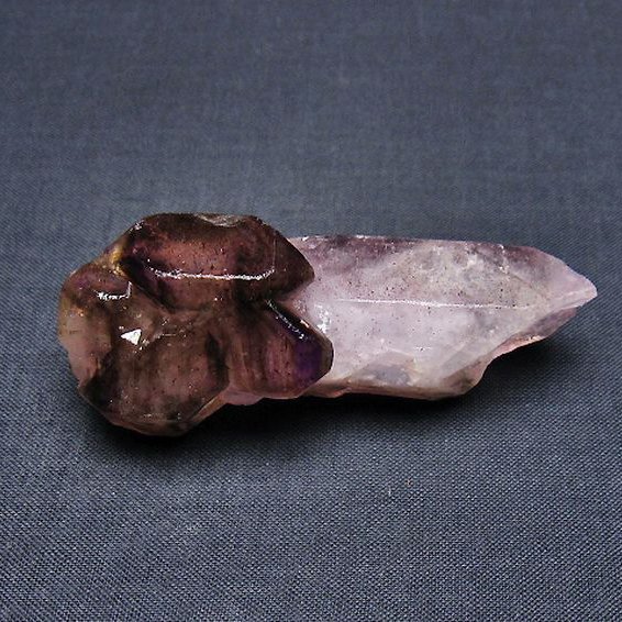 スーパーセブン 原石 [t73-2335]