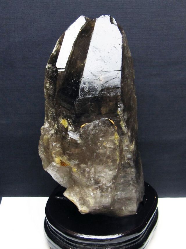 4.9Kg ライトニング水晶 原石[T735-3974]