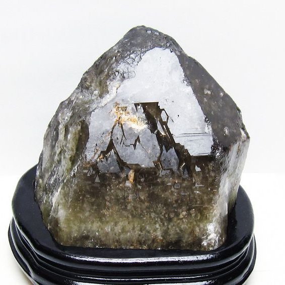 4.7Kg ライトニング カテドラルライブラリー 水晶 原石 [t735-4001]