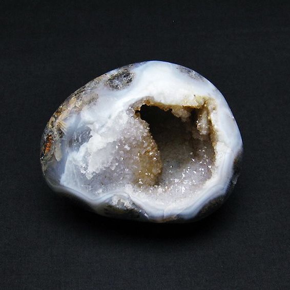 ウルグアイ産  アゲート水晶ドーム[T757-1722]