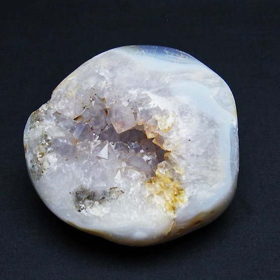 ウルグアイ産 アゲート水晶ドーム[T757-1732]