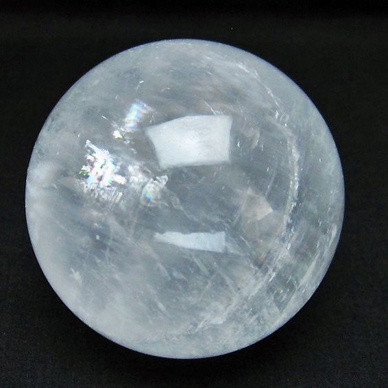 虹入り カルサイト 丸玉 69mm [t758-2224]