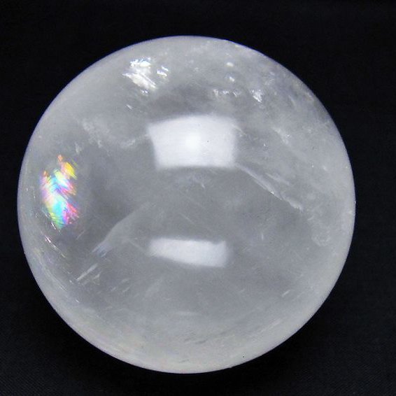 虹入り カルサイト 丸玉 70mm [t758-2338]
