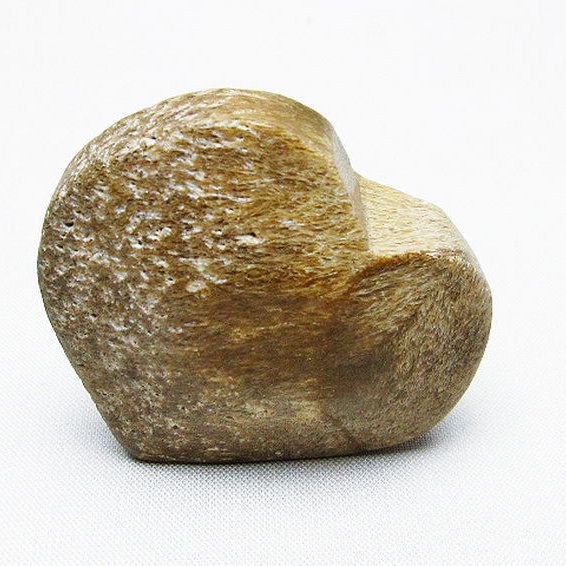 ルチルインアゲート ハート 置物[T763-3577]