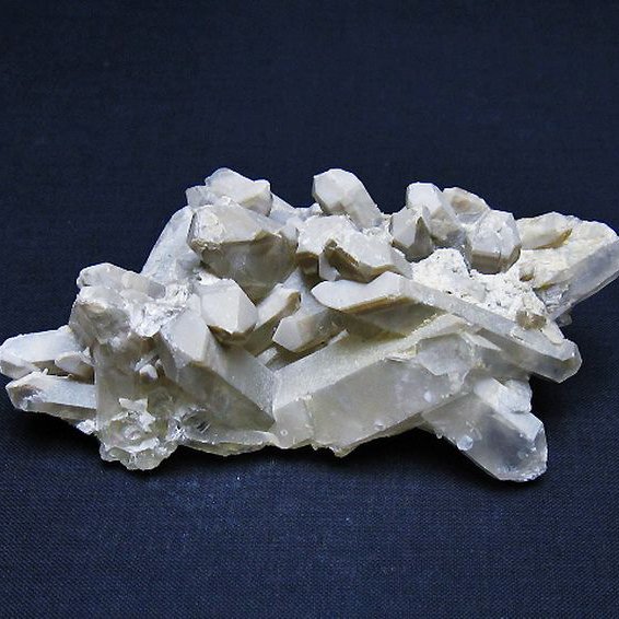 ヒマラヤ水晶クラスター[T767-370]