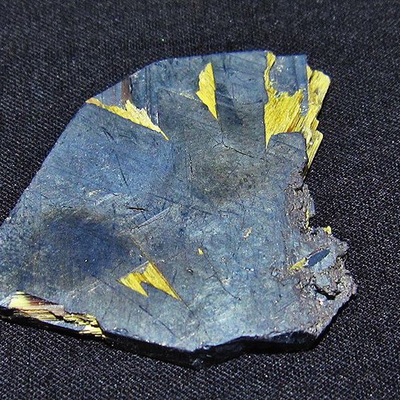 ゴールドタイチンルチルクラスター[T801-150]