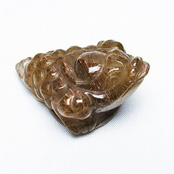 ルチルクォーツ（金針ルチル水晶） 金蟾  置物[T801-443]