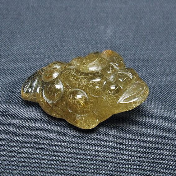 金針ルチルクォーツ 金蟾 置物[T801-593]