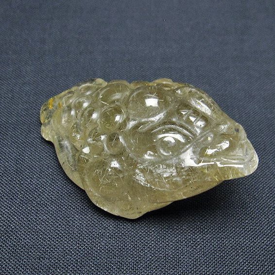 ゴールドタイチンルチル金蟾 置物 [t801-625]