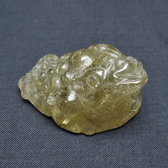 ゴールドタイチンルチル金蟾 置物[T801-633]