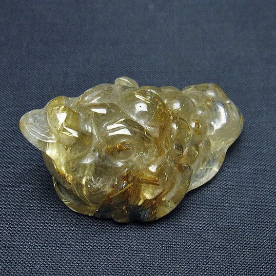 ゴールドタイチンルチル金蟾 置物 [t801-665]