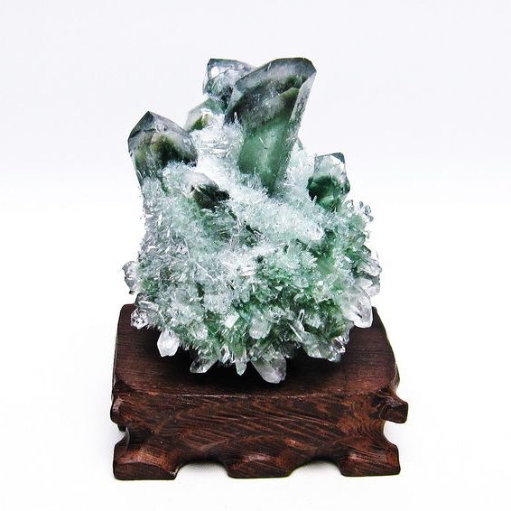 緑水晶 グリーンクォーツ クラスター [t802-4587]