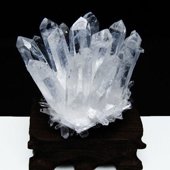 レムリアンシード水晶クラスター[t802-5764]