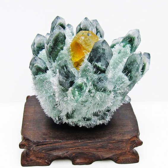 緑水晶 グリーンクォーツ クラスター 商品管理番号： 802-4610