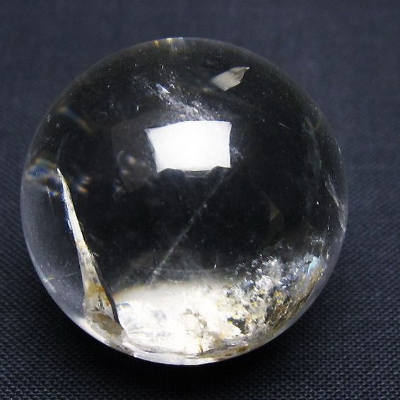 ヒマラヤ水晶 丸玉 28mm [T91-8660]