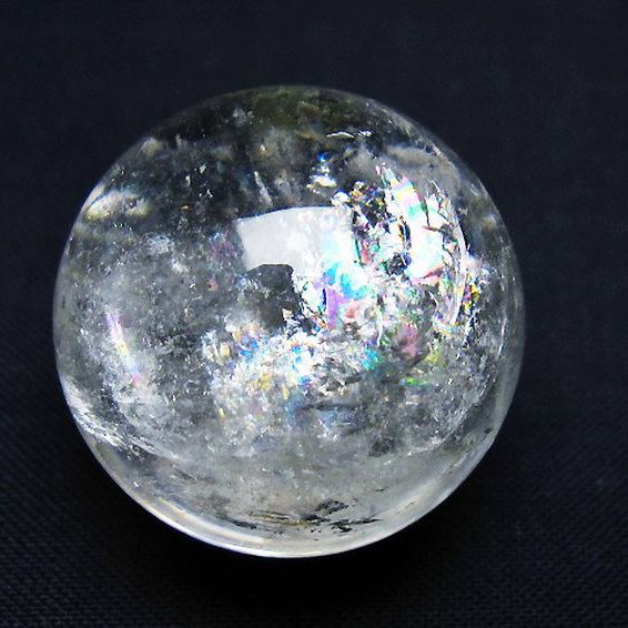 虹入り ヒマラヤ水晶 丸玉 28mm [t91-9159]