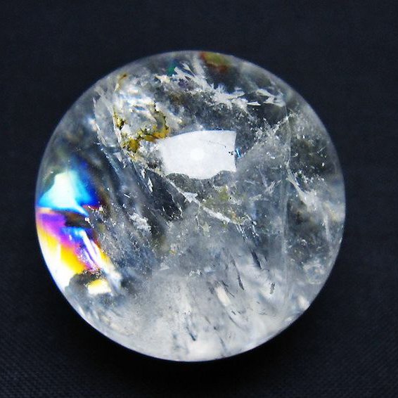 虹入り ヒマラヤ水晶 丸玉 34mm [t91-9255]