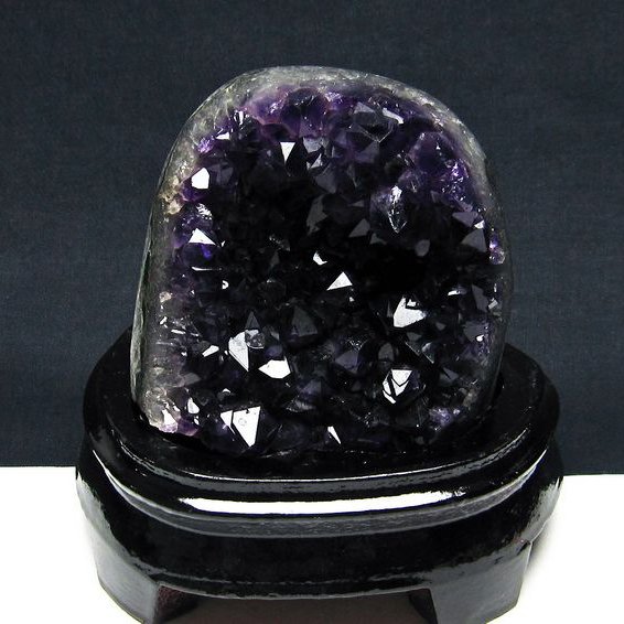 ウルグアイ産 アメジストクラスター[t95-10938]