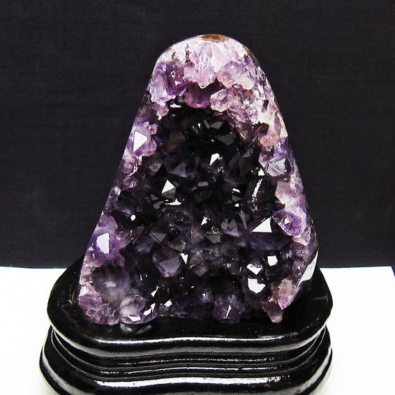1.1Kg ウルグアイ産 アメジストクラスター[t95-11589]