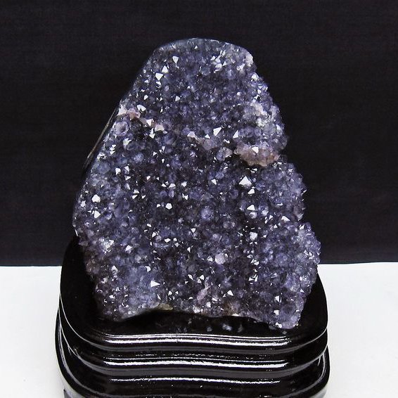 M1706☆アメジストクラスター1.6Kg☆ウルグアイ産☆天然石☆N50609 M1706☆アメジストクラスター1.6Kg☆ウルグアイ産☆天然石