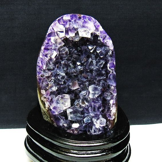 ウルグアイ産 アメジストクラスター [t95-11817]