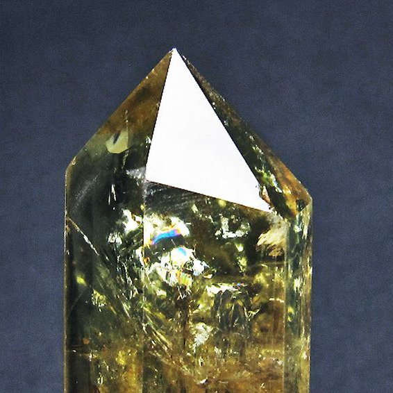 虹入り シトリン水晶 六角柱 [t98-2025]