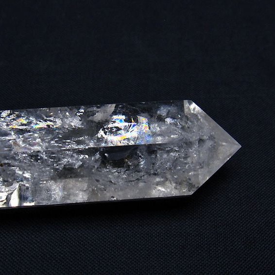 虹入り ヒマラヤ水晶 六角柱 [t98-2146]