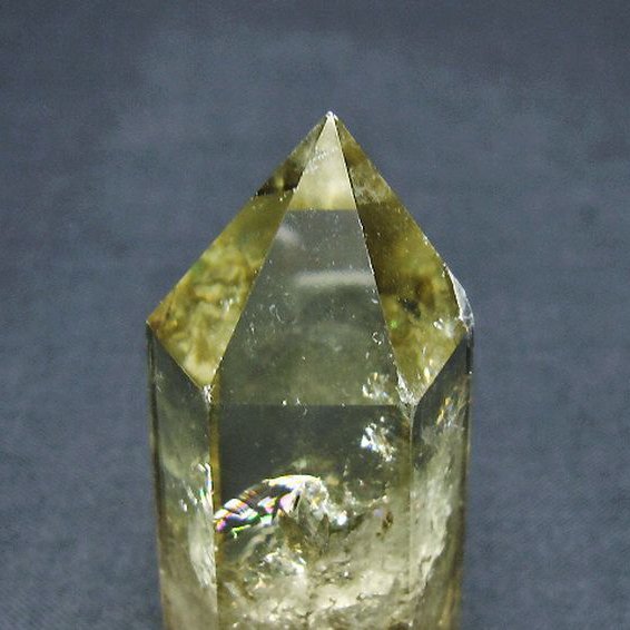 虹入り シトリン水晶 六角柱[T98-2300]
