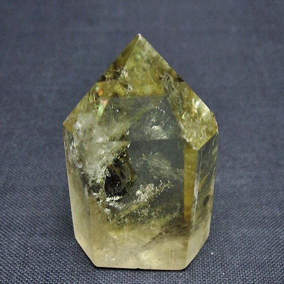 虹入り シトリン水晶 六角柱 [t98-2342]