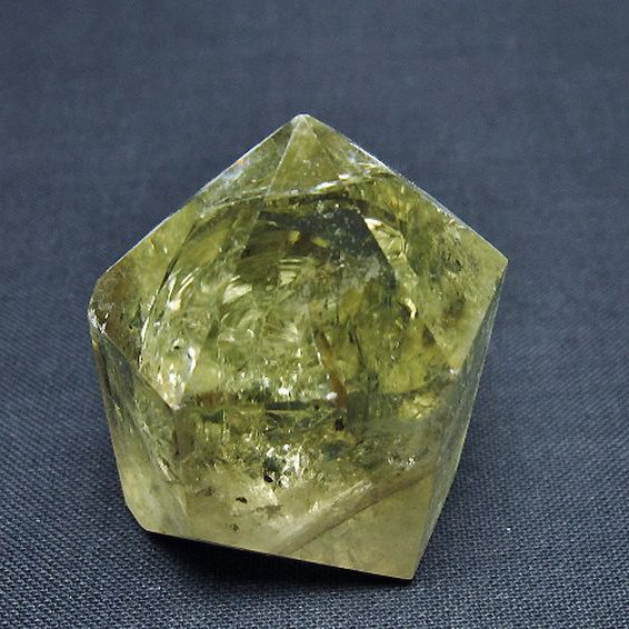 虹入り シトリン水晶 六角柱[T98-2356]