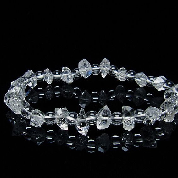 オイルインクォーツ （石油入り 水晶）  ブレスレット  パキスタン産 [T99-5706]