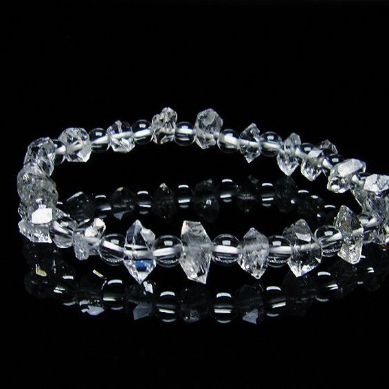 オイルインクォーツ （石油入り 水晶）  ブレスレット  パキスタン産 [T99-5722]