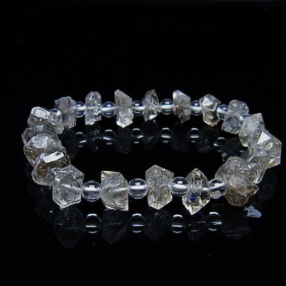 オイルインクォーツ （石油入り 水晶）  ブレスレット  パキスタン産 [T99-5777]