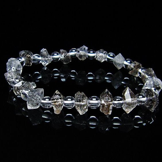 オイルインクォーツ （石油入り 水晶）  ブレスレット  パキスタン産 [T99-5797]