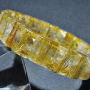ゴールドタイチンルチル バングル [t107-4352]