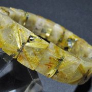 ゴールドタイチンルチル バングル [T107-4420]