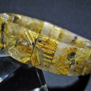 ゴールドタイチンルチル バングル [t107-4532]