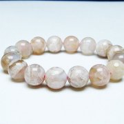 天然石　瑪瑙 仏陀　仏像 1.6kg アゲート（メノウ・瑪瑙）は仏教においても珍重された。