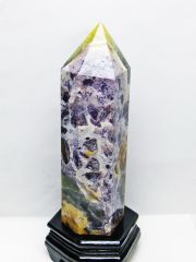2.8Kg アメリカ　ユタ州産 ティファニーストーン 六角柱 [t222-2575]