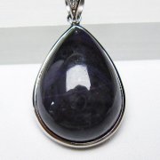 スギライト（杉石）は世界三大ヒーリングストーンのひとつ