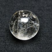 ✳️専用‼️特大 存在際立つ極上丸玉✨虹入り 水晶 丸玉 ルチル 角閃石 天然石 水晶 丸玉 虹入り 27mm 水晶玉 スフィア 置物 一点物 141-5062