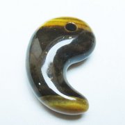 はじまりの勾玉 楽天市場】66468 ソーダライト 勾玉 10mm×6mm 1個売り 送料無料