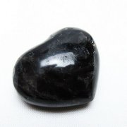 モリオン 純天然 黒水晶 ハート 置物 [t375-4732]