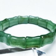 インド翡翠 バングル [t379-3200]
